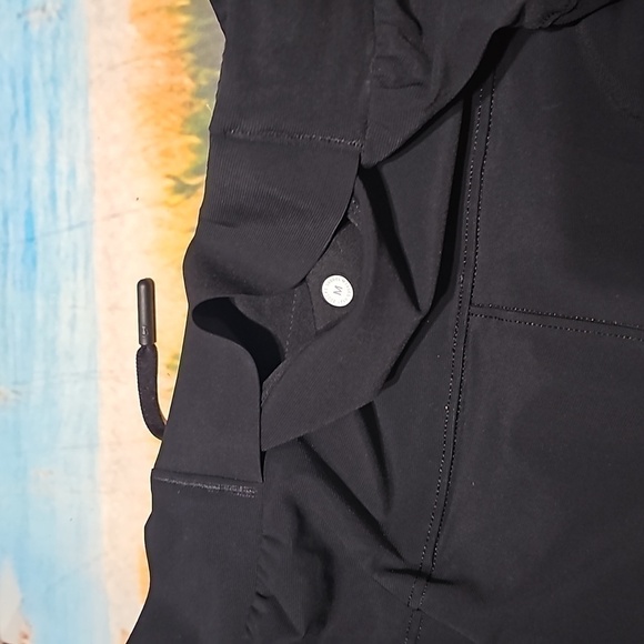 Lululemon Zippered Ankle Black Athletic Pants Size Medium - Picture 4 of 5